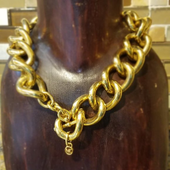 RARE MICHAEL KORS LARGE TOGGLE NECKLACE + MK MASK - Picture 2 of 16